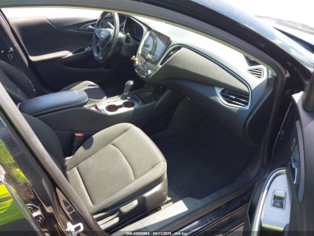 1G1ZG5ST2LF060556 Chevrolet Malibu Fwd Rs