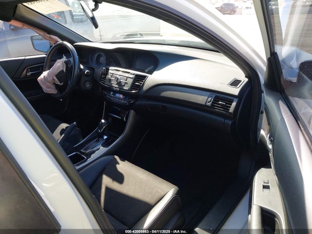 1HGCR2F55HA116402 Honda Accord Sport