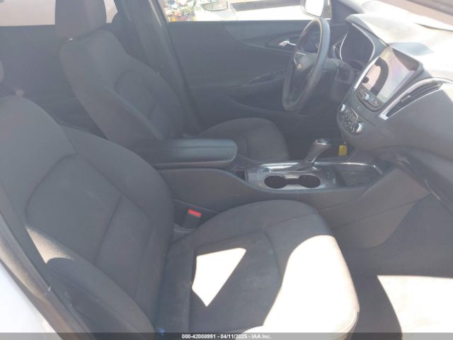 1G1ZD5ST8KF180675 Chevrolet MALIBU LT