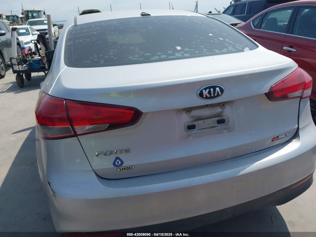 KIA FORTE LX 2017 3KPFL4A79HE152155 Image 16