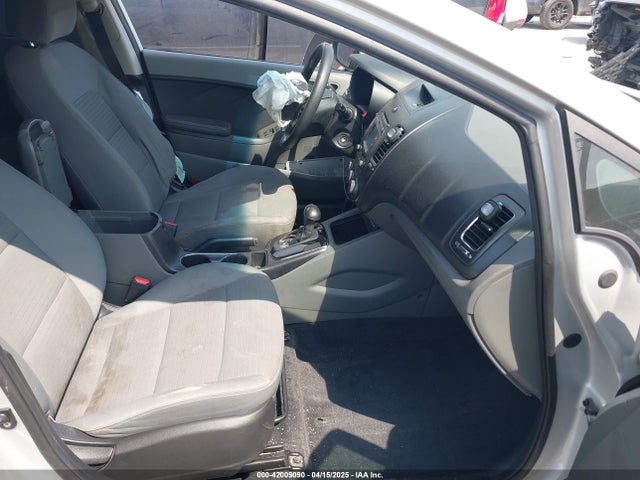 KIA FORTE LX 2017 3KPFL4A79HE152155 Image 5