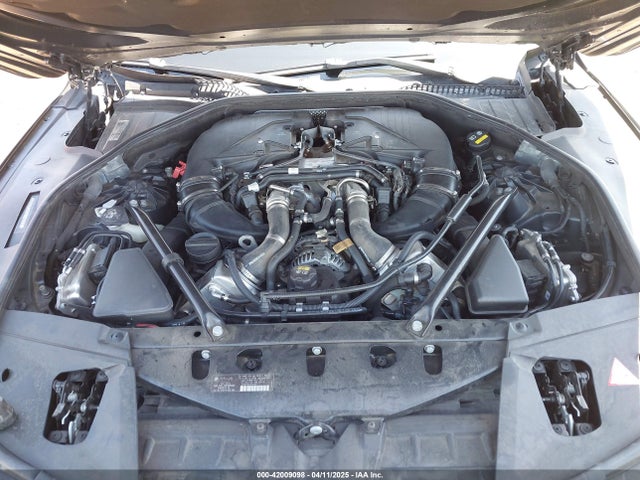 WBAYA8C59FD825698 BMW 750i / alpina b7