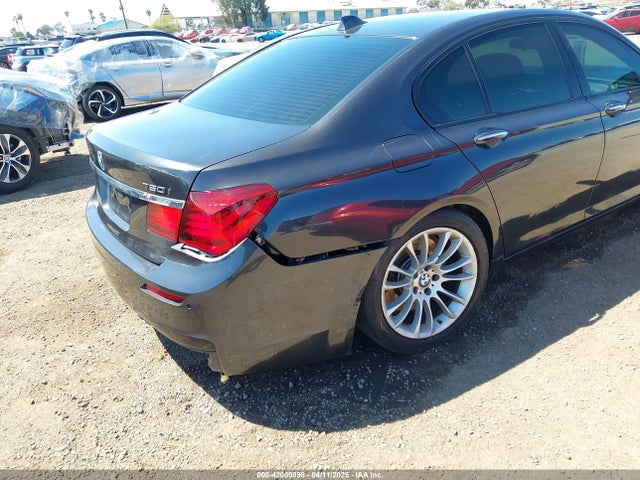 WBAYA8C59FD825698 BMW 750i / alpina b7