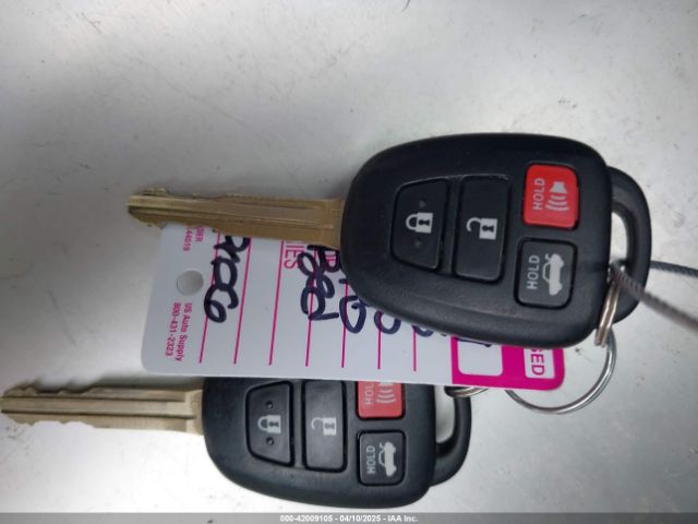 2T1BURHE7FC370684 Toyota COROLLA LE