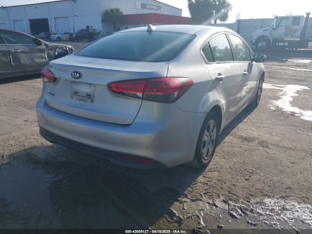 3KPFK4A71HE085778 KIA FORTE LX