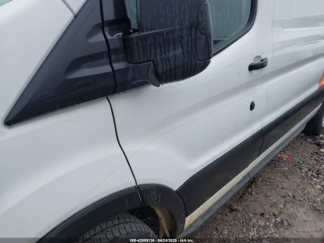 1FTBR1Y88LKB48985 Ford Transit-250