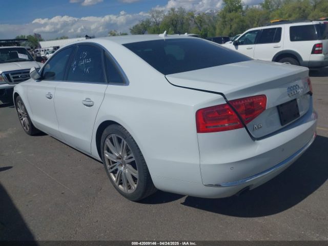 2013 AUDI A8 WAUAGAFD0DN028323 Photo 2