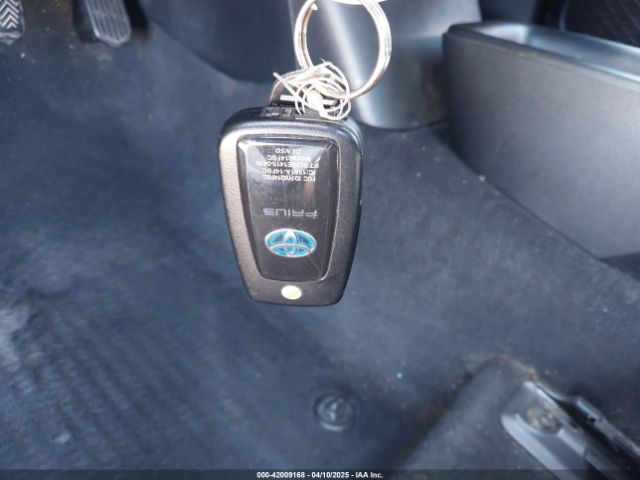 JTDKBRFU6J3062388 Toyota Prius One