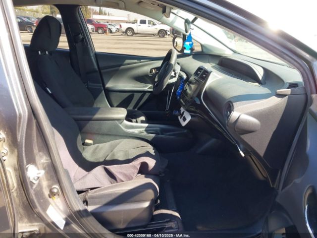 JTDKBRFU6J3062388 Toyota Prius One