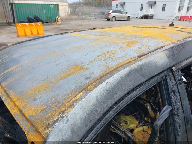 5XYZTDLB1JG563136 Hyundai Santa Fe Sport 2.4l