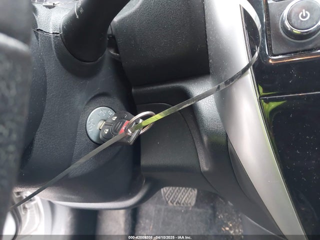 3N1CE2CP1HL363251 Nissan Versa Note Sv
