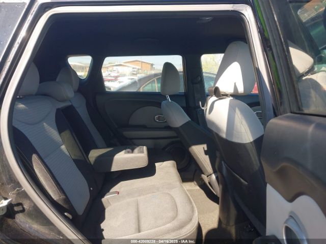 KNDJP3A56F7132174 KIA SOUL +