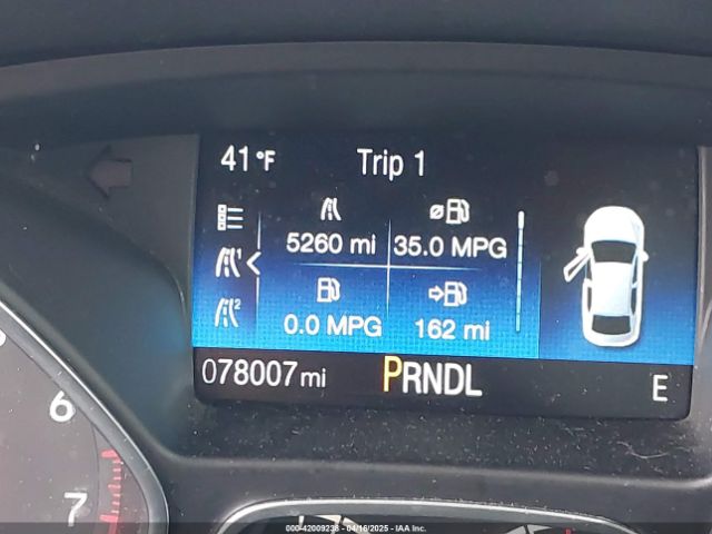 1FADP3F23JL200674 Ford FOCUS SE