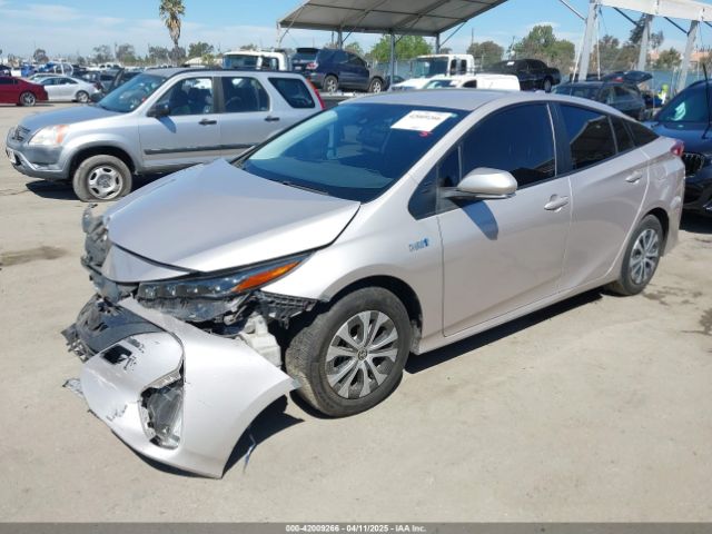 JTDKAMFP3N3197298 Toyota Prius Prime Xle