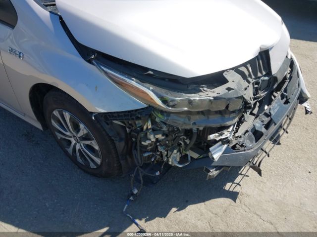 JTDKAMFP3N3197298 Toyota Prius Prime Xle