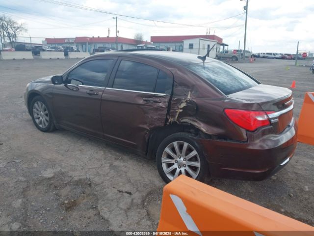 2013 CHRYSLER 200 1C3CCBBB2DN538825 Photo 2