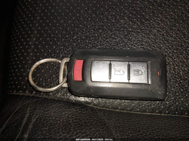 JA4AZ3A37HZ007727 Mitsubishi Outlander Se/sel
