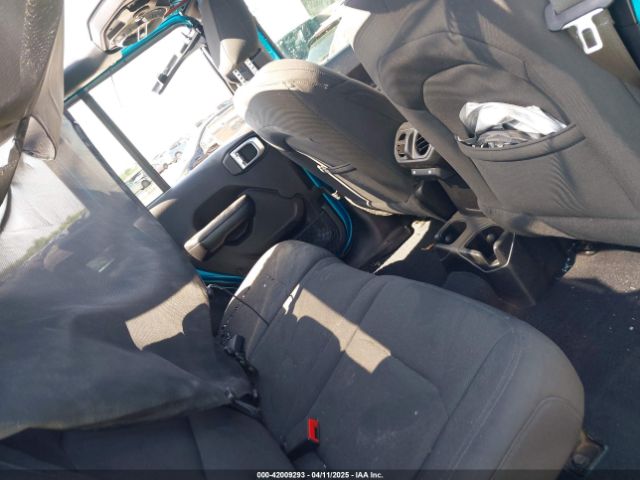 1C4HJXDGXLW270886 Jeep Wrangler Unlimited Sport S 4x4