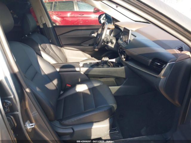 5N1BT3BA8PC674196 Nissan Rogue Sv Fwd