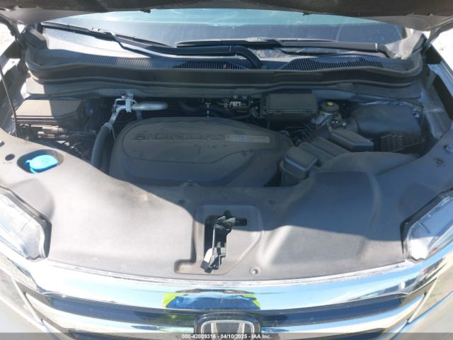 5FNYF6H07JB001030 Honda Pilot Elite