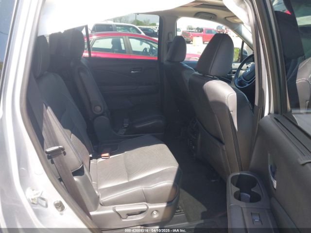 5FNYF6H07JB001030 Honda Pilot Elite