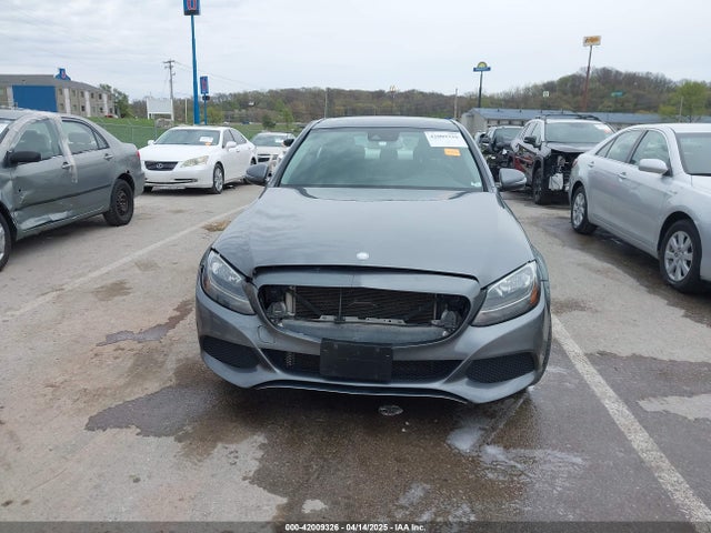 55SWF4KB9HU193601 Mercedes-Benz C 300 4matic/luxury 4matic/sport 4matic