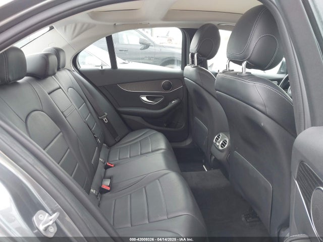 55SWF4KB9HU193601 Mercedes-Benz C 300 4matic/luxury 4matic/sport 4matic