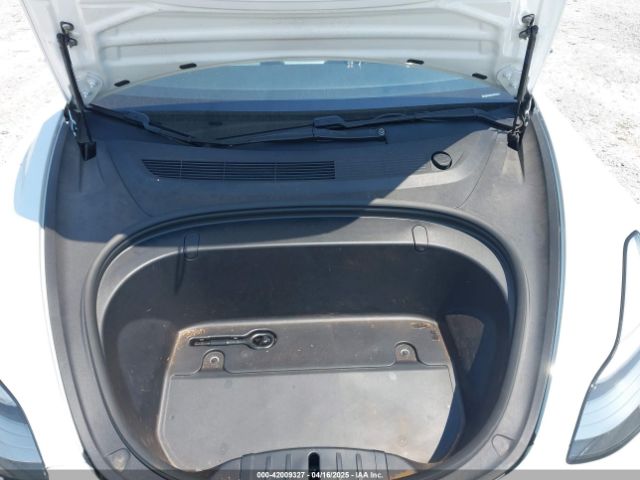 5YJ3E1EB4KF494432 Tesla Model 3 Long Range/performance