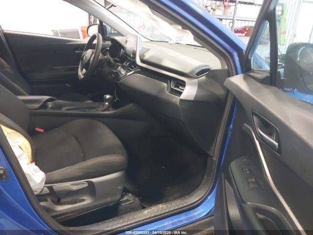 2020 TOYOTA C-HR NMTKHMBX5LR103904 Photo 4