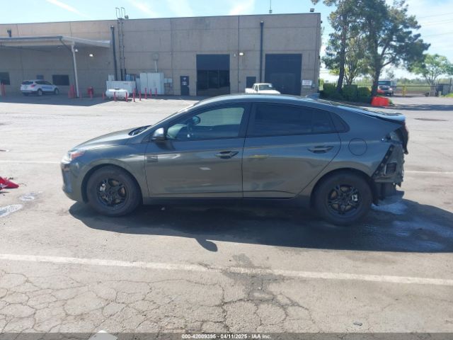 KMHC65LCXNU267107 Hyundai Ioniq Hybrid Blue