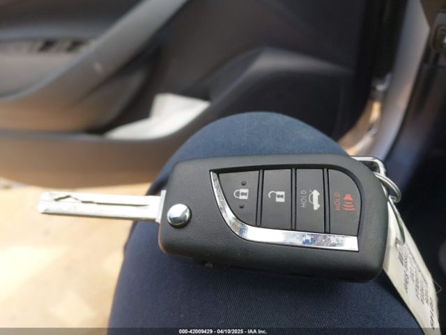 5YFB4MDEXSP283025 Toyota COROLLA LE