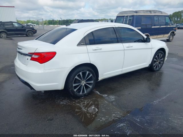 2014 CHRYSLER 200 1C3CCBBB8EN131898 Photo 3