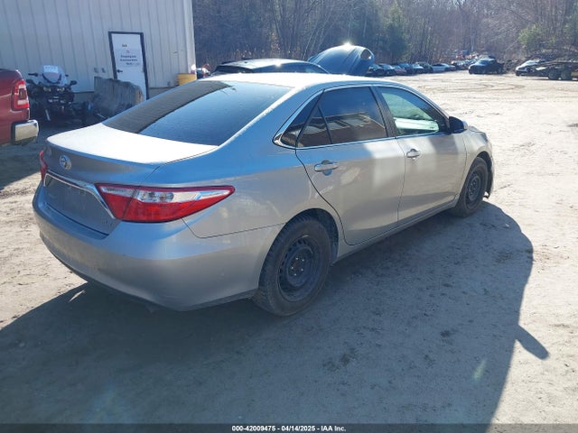 Toyota CAMRY LE 2015 4T4BF1FK0FR477472 Image 4
