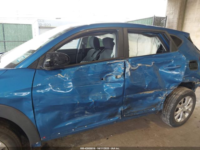 KM8J2CA48KU993577 Hyundai TUCSON SE
