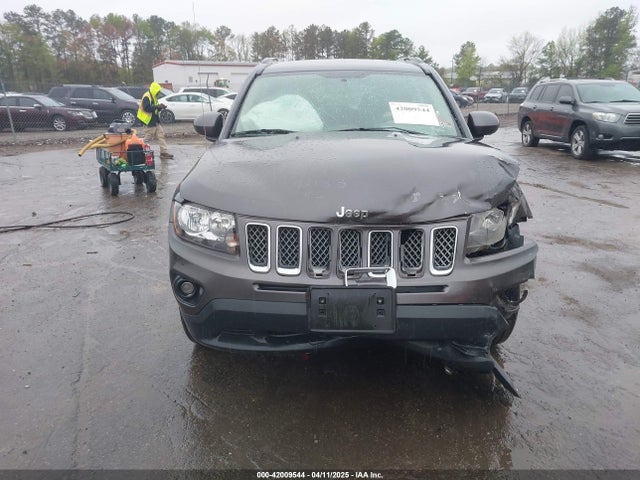 Jeep Compass 2016 1C4NJDEB8GD808815 Image 12