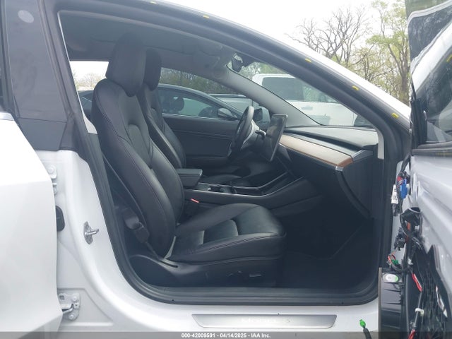 2020 TESLA MODEL 3 5YJ3E1EB7LF786903 Photo 4