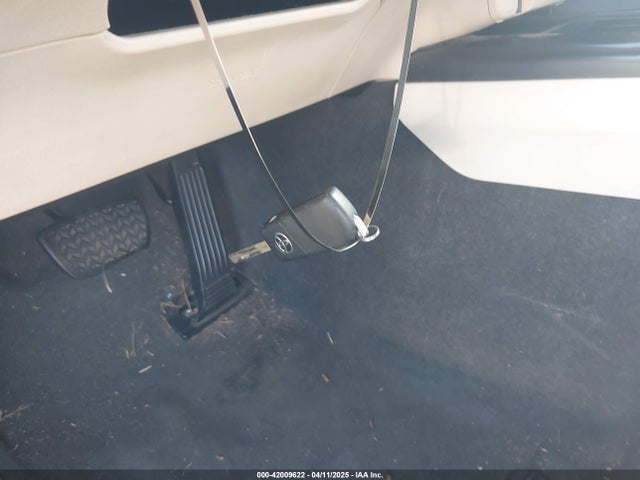 4T1B11HK4JU567254 Toyota CAMRY LE