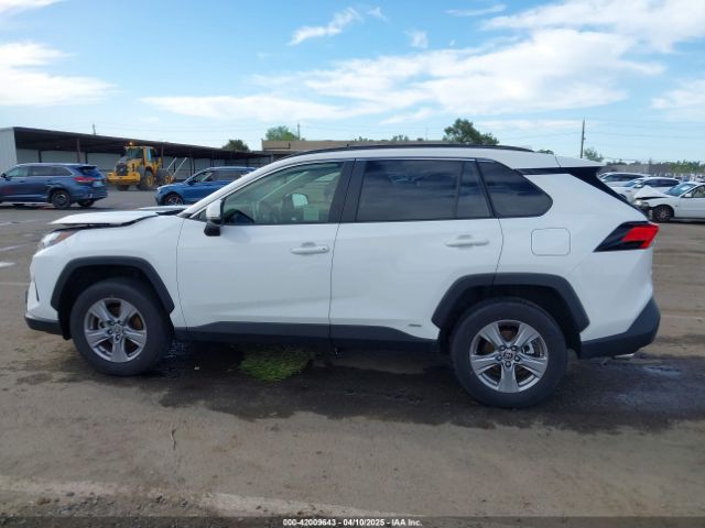 JTMMWRFV1RD208899 Toyota Rav4 Hybrid Le