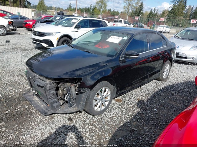 Volkswagen 2014 2014 3VWD17AJ2EM421508 Image 2