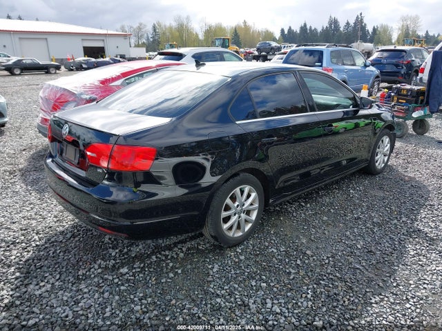 Volkswagen 2014 2014 3VWD17AJ2EM421508 Image 4