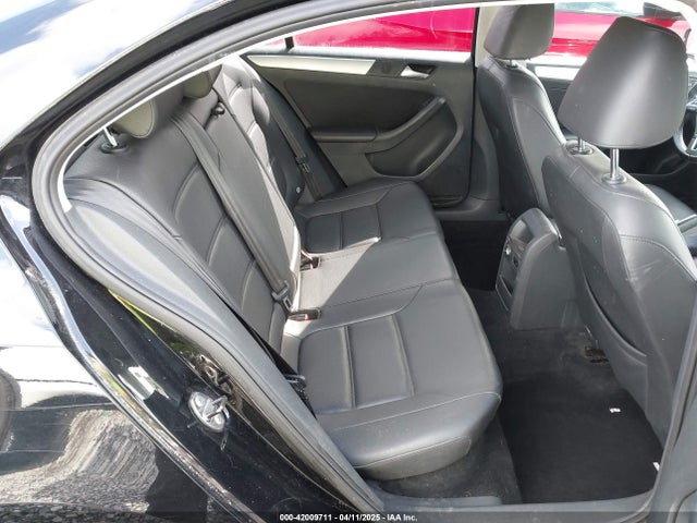 Volkswagen 2014 2014 3VWD17AJ2EM421508 Image 8