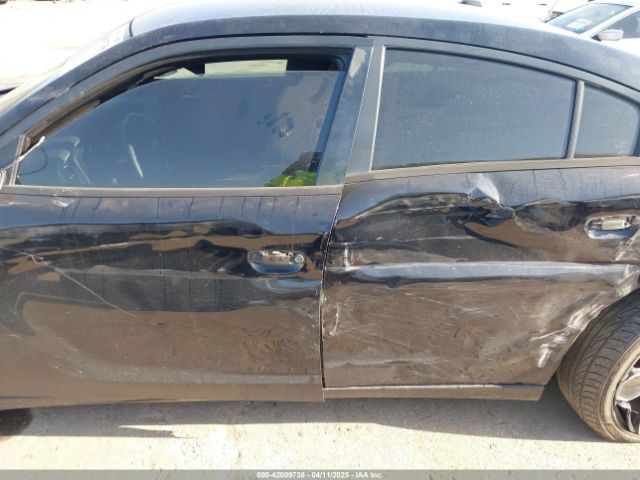 2C3CDXBG4FH752247 Dodge Charger Se