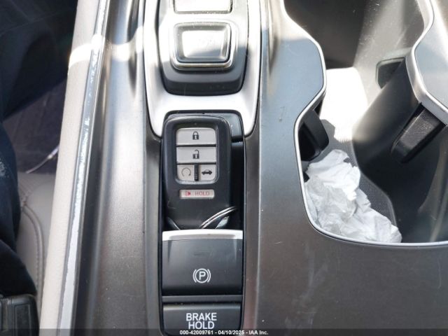 1HGCV2F95JA005904 Honda Accord Touring 2.0t