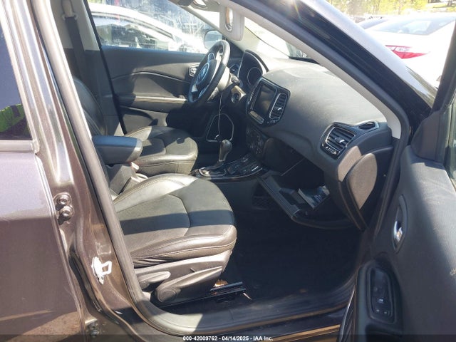 3C4NJDCB1JT354816 Jeep Compass Limited 4x4