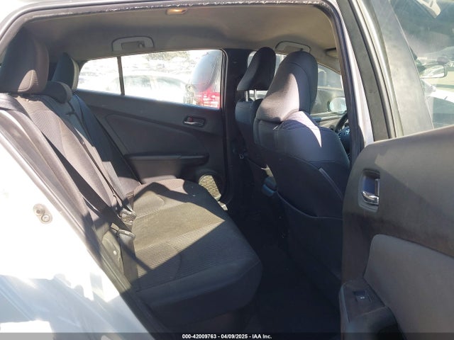 JTDKBRFUXG3001716 Toyota Prius Two