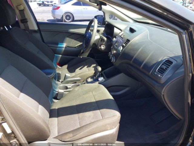 3KPFK4A71HE107763 KIA FORTE LX