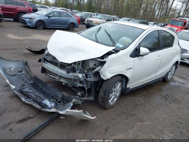 JTDKDTB34H1593664 Toyota Prius C Three