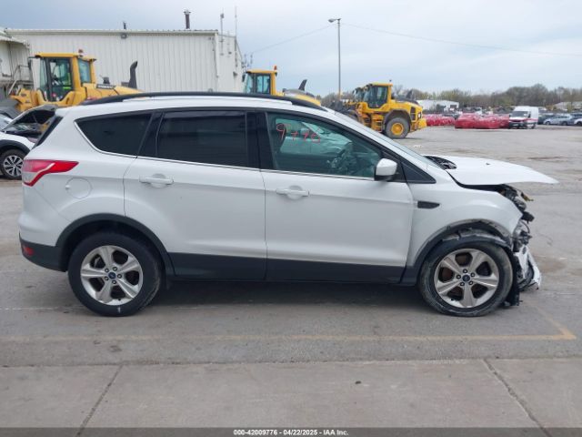 1FMCU9GX9FUC21702 Ford ESCAPE SE