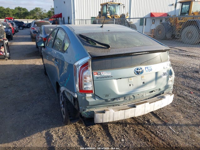 JTDKN3DUXE1825179 Toyota Prius Two