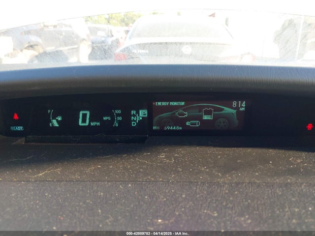 JTDKN3DUXE1825179 Toyota Prius Two